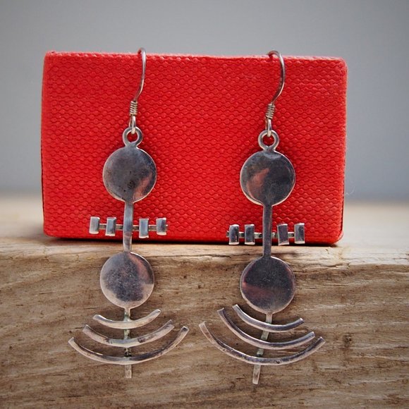 Vintage Jewelry - Unique Southwestern Style Sterling Silver Earrings
